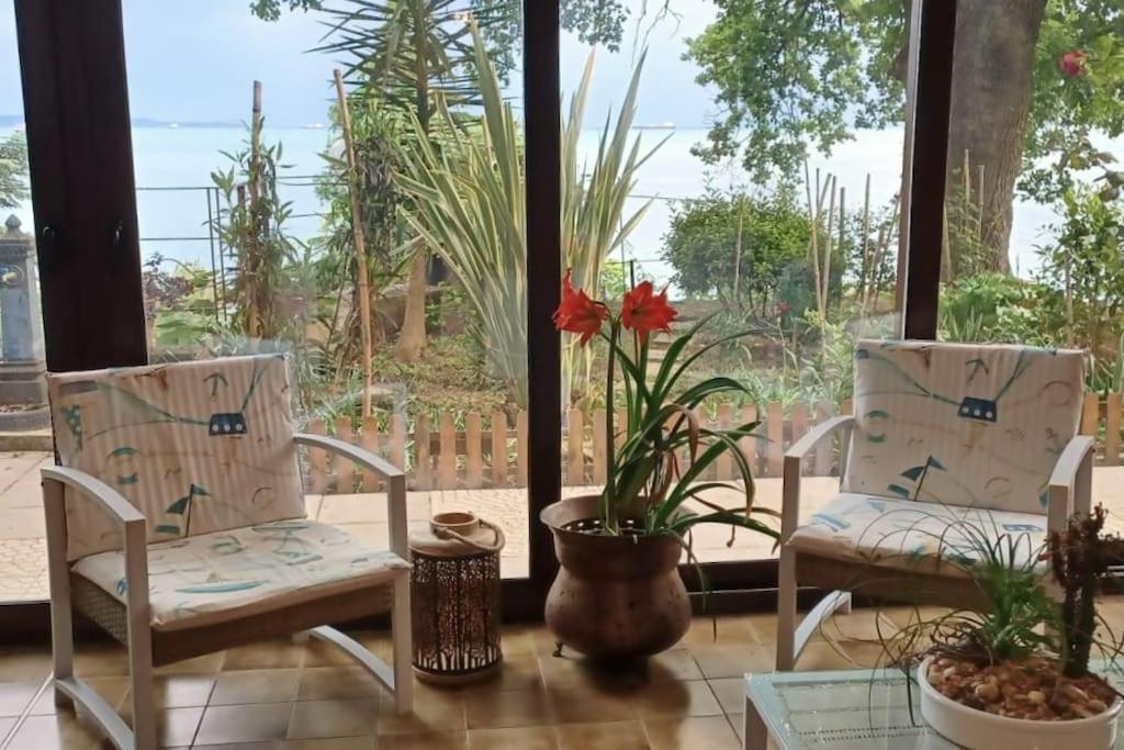 Brezza Marina - Appartamento In Villa Fronte Mare ตรีเอสเต ภายนอก รูปภาพ